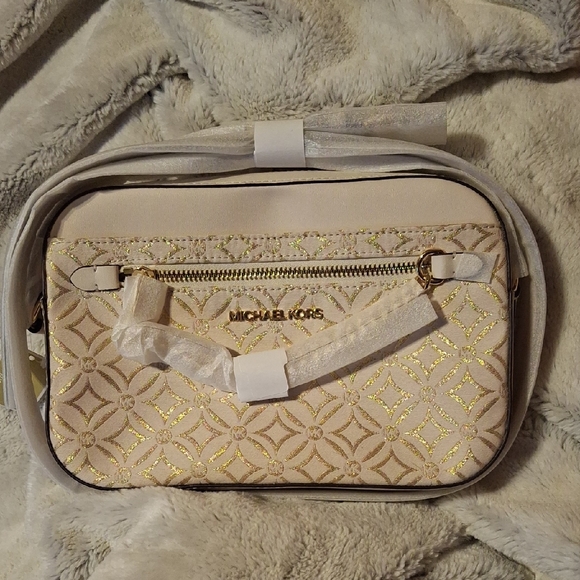 Michael Kors Handbags - Michael Kors Crossbody Bag in Cream and Gold